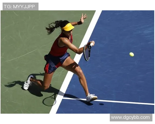 深圳网球队进攻体系解析：网球战术的创新与实践探索