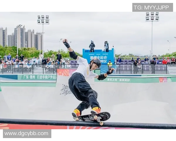 广州滑板队与上海滑板队耐力对决赛后分析与反思 广州滑板队与上海滑板队耐力对决赛后分析与反思